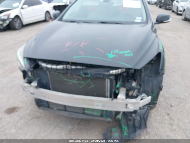 SJKCH5CP8JA050486 Infiniti Qx30 Luxury
