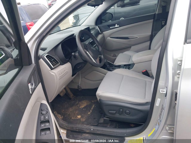 Hyundai Tucson Value 2019 KM8J33A45KU961957 Image 5