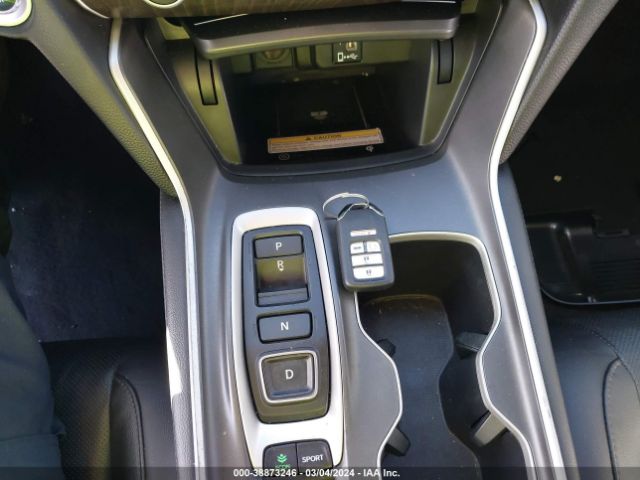 1HGCV2F98KA030586 Honda Accord Touring 2.0t