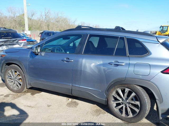 Toyota Corolla Cross Xle 2023 7MUDAAAG7PV053033 Image 14