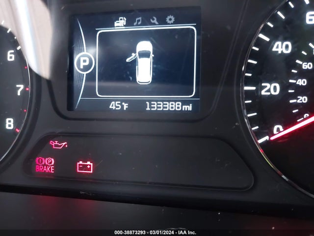 KIA Sorento 3.3l Lx 2016 5XYPG4A55GG012063 Image 15