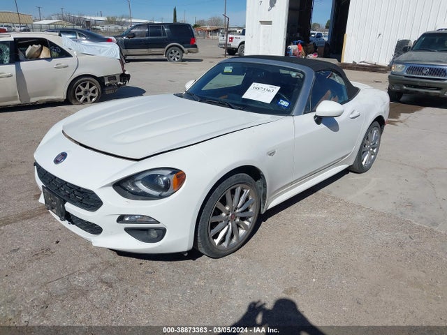 JC1NFAEKXL0145262 Fiat 124 Spider Lusso