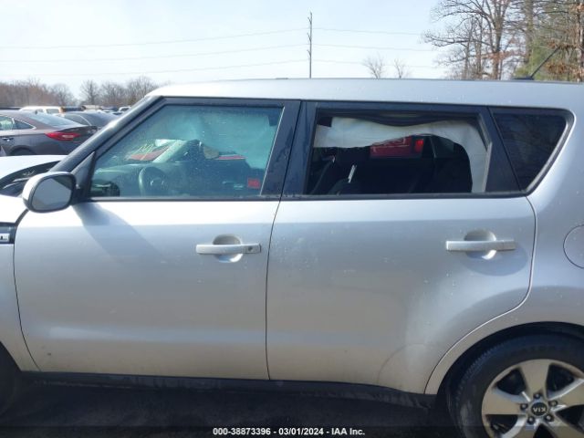 KNDJN2A2XJ7561431 KIA Soul