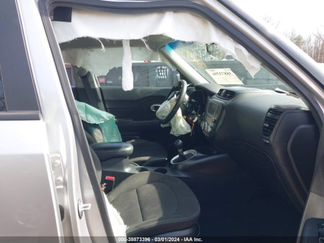 KNDJN2A2XJ7561431 KIA Soul