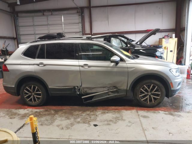 3VV3B7AX5LM129639 Volkswagen Tiguan 2.0t Se/2.0t Se R-line Black/2.0t Sel