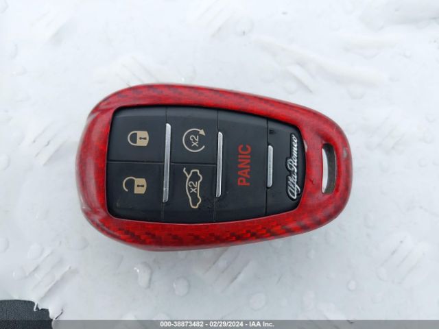 ZARFANAN0K7613900 Alfa Romeo Giulia Awd