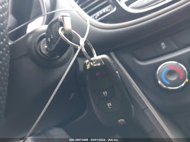 Chevrolet TRAX LS 2019 3GNCJKSB1KL374943 Image 11