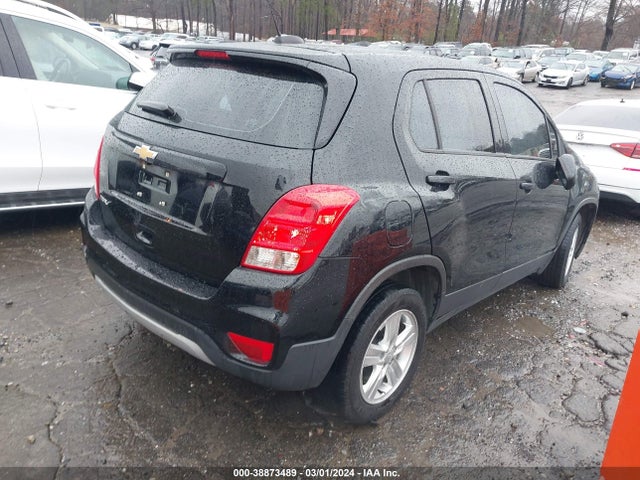 Chevrolet TRAX LS 2019 3GNCJKSB1KL374943 Image 4