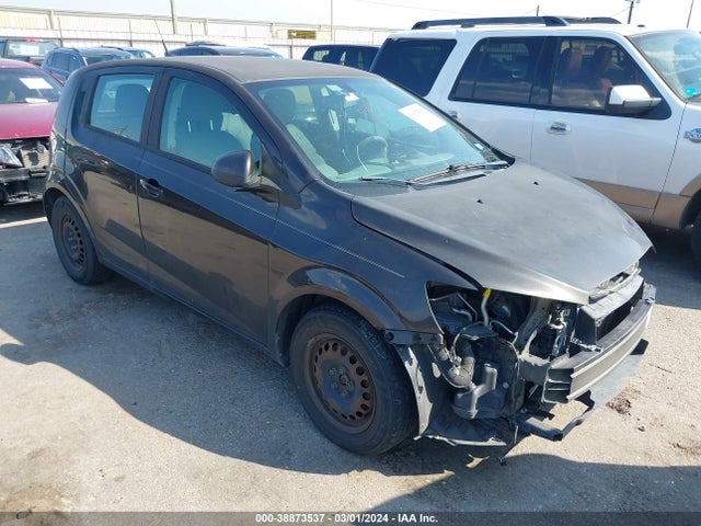 Chevrolet Sonic Ls Auto 2014 1G1JA6SH2E4111567 Image 1