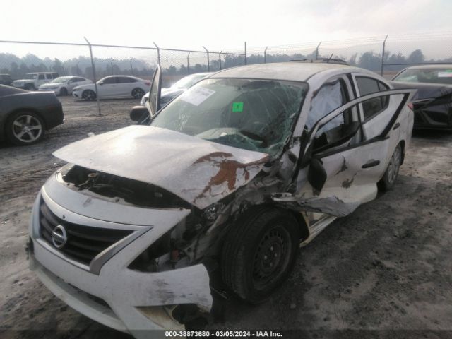3N1CN7AP3FL949186 Nissan Versa 1.6 S