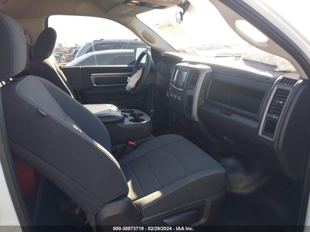 RAM 1500 Classic Tradesman Regular Cab 4x2 8' Box 2022 3C6JR6DG9NG412836 Image 5