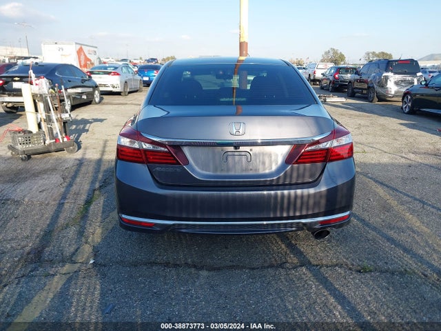 Honda ACCORD LX 2017 1HGCR2F38HA112603 Image 16