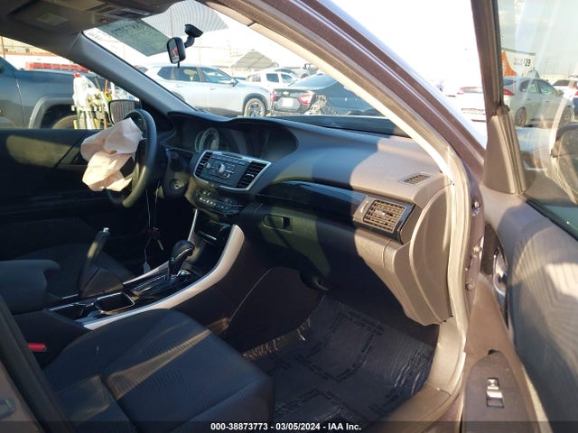Honda ACCORD LX 2017 1HGCR2F38HA112603 Image 5