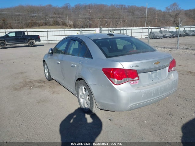 Chevrolet Cruze 1lt Auto 2015 1G1PC5SB8F7155261 Image 3