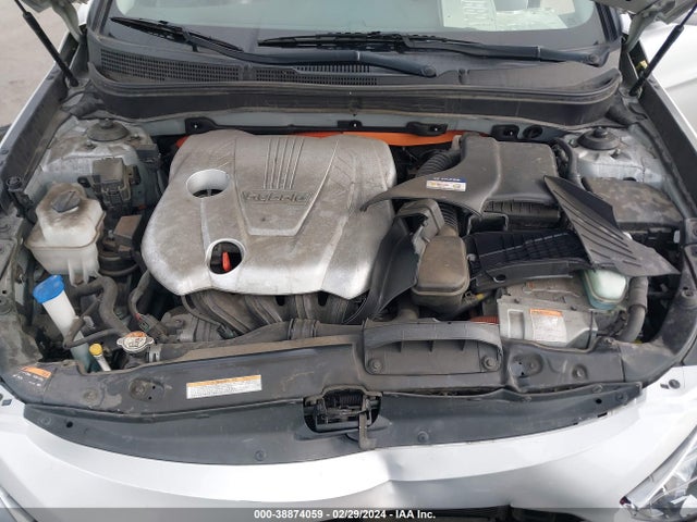 2015 HYUNDAI SONATA HYBRID LIMITED VIN: KMHEC4A43FA124154