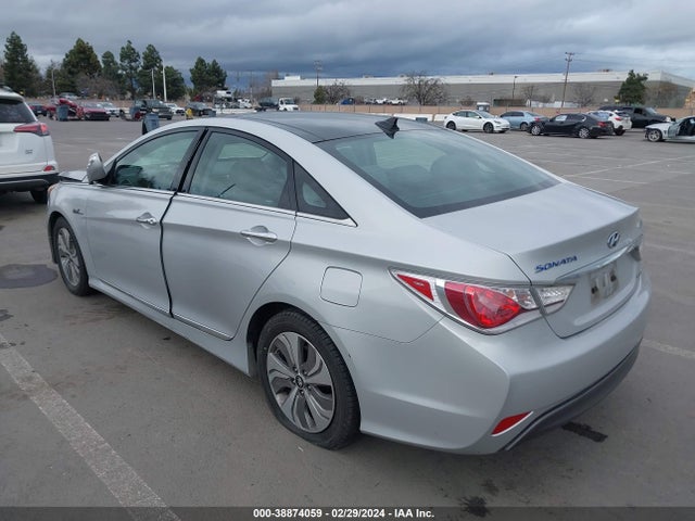 2015 HYUNDAI SONATA HYBRID LIMITED VIN: KMHEC4A43FA124154
