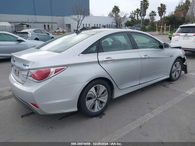 2015 HYUNDAI SONATA HYBRID LIMITED VIN: KMHEC4A43FA124154