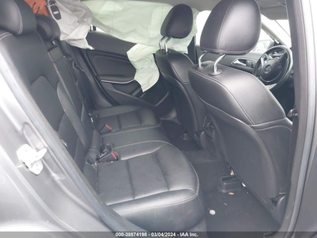 WDCTG4GBXFJ120019 Mercedes-Benz Gla 250 4matic