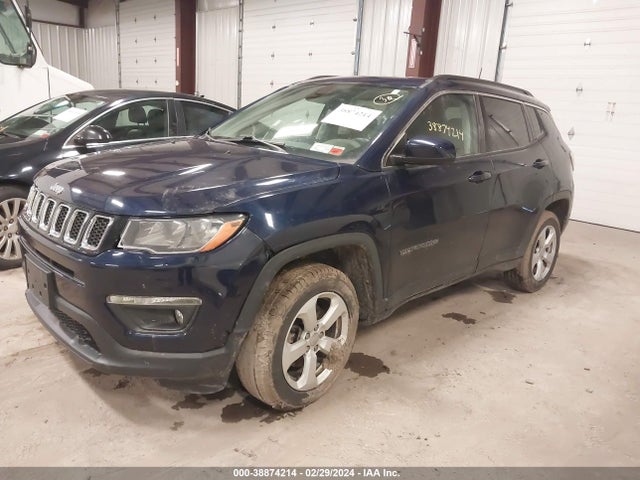 Jeep New Compass Latitude 4x4 2017 3C4NJDBB3HT651131 Image 2