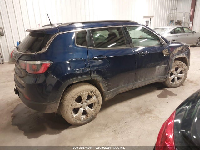 Jeep New Compass Latitude 4x4 2017 3C4NJDBB3HT651131 Image 4