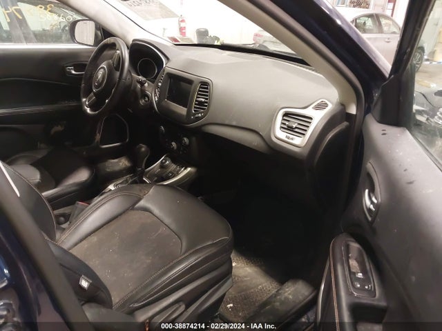 Jeep New Compass Latitude 4x4 2017 3C4NJDBB3HT651131 Image 5