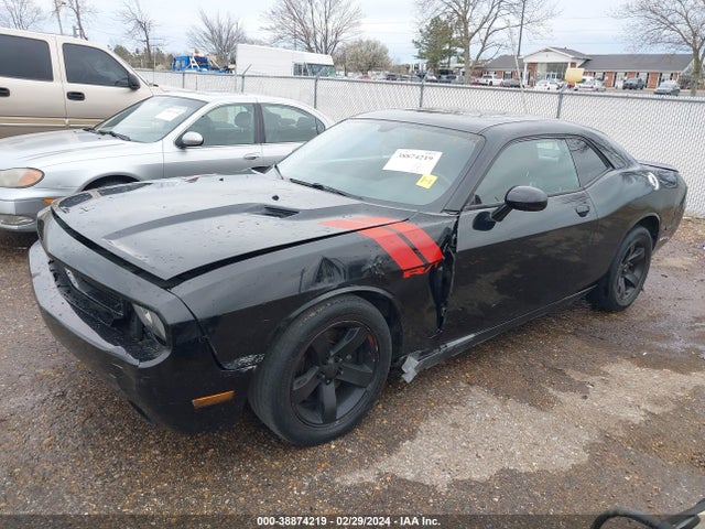 Dodge Challenger Sxt Plus 2014 2C3CDYAG7EH121949 Image 2