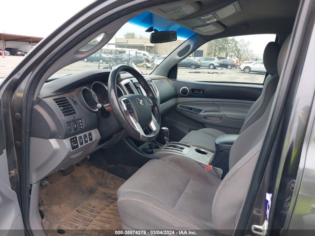 Toyota Tacoma Base V6 2015 3TMLU4EN8FM172067 Image 5