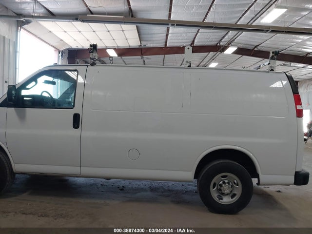 Chevrolet Express 2500 Work Van 2017 1GCWGAFG3H1245462 Image 14