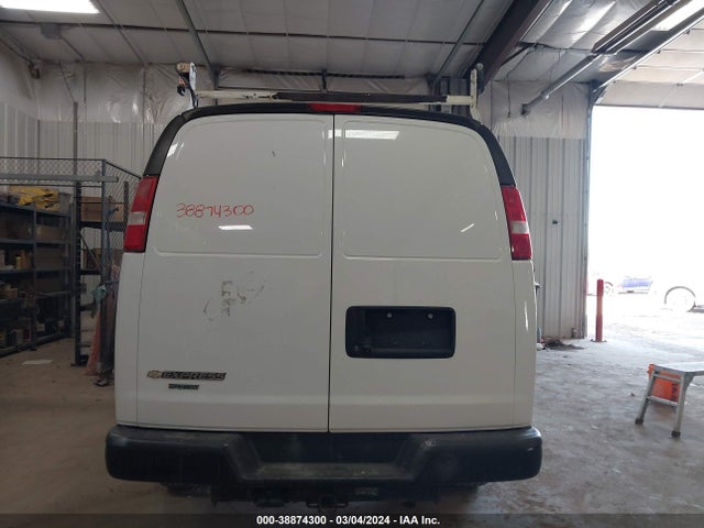 Chevrolet Express 2500 Work Van 2017 1GCWGAFG3H1245462 Image 16