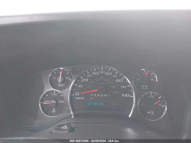 Chevrolet Express 2500 Work Van 2017 1GCWGAFG3H1245462 Image 7