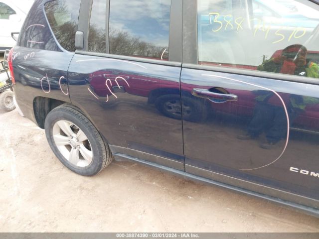 1C4NJDBB4GD741649 Jeep Compass Sport