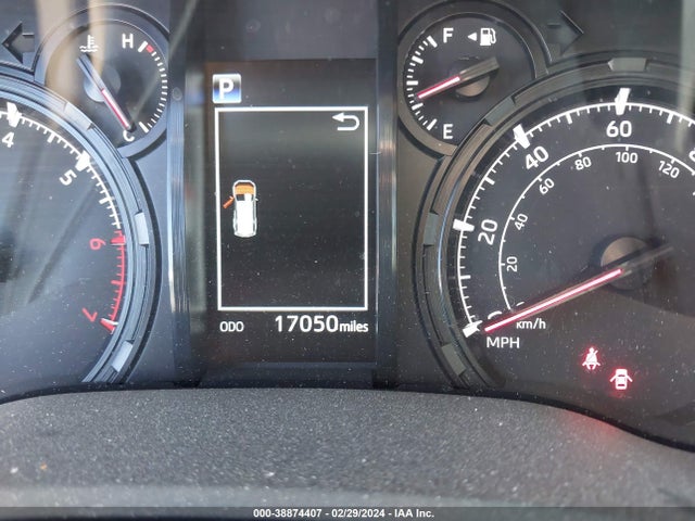 Toyota 4RUNNER SR5 2023 JTEMU5JR2P6157273 Image 7