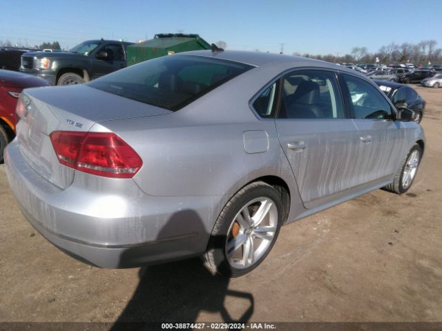 1VWBN7A37EC090360 Volkswagen Passat 2.0l Tdi Se
