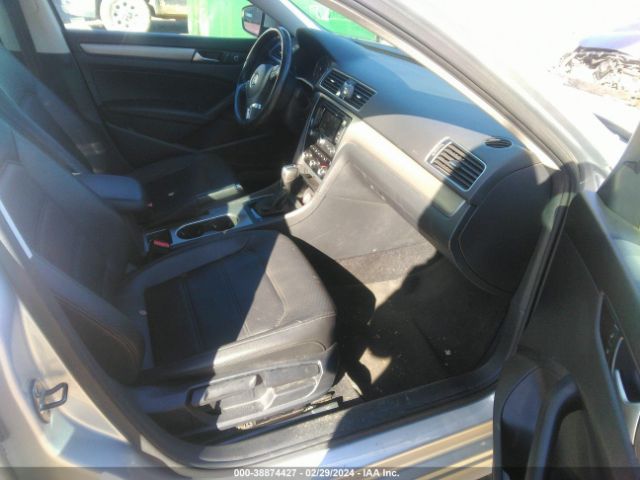 1VWBN7A37EC090360 Volkswagen Passat 2.0l Tdi Se