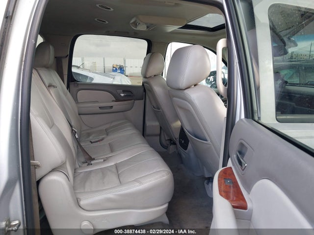 Chevrolet Suburban 1500 Lt 2014 1GNSCJE01ER124318 Image 8