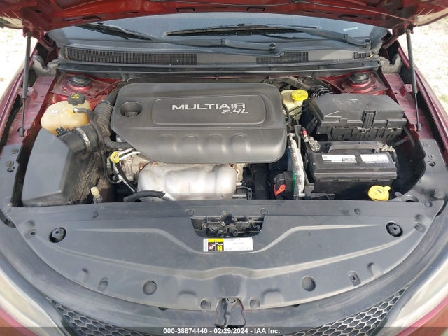 Chrysler 200 S 2015 1C3CCCBB5FN584898 Image 10