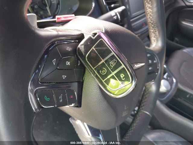 Chrysler 200 S 2015 1C3CCCBB5FN584898 Image 11