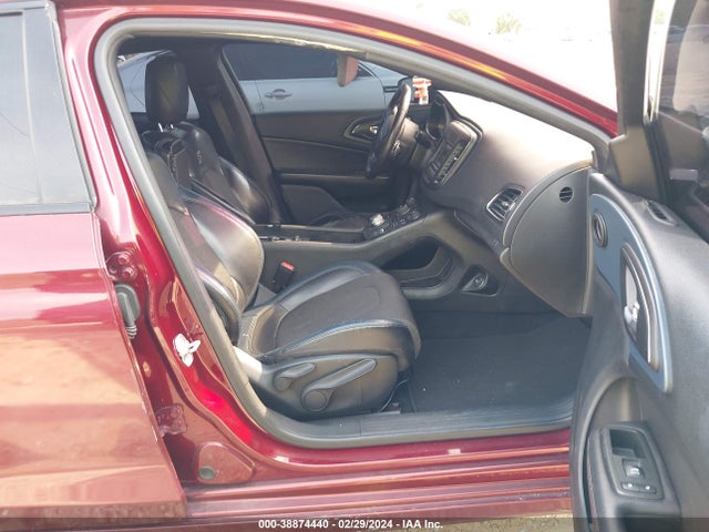 Chrysler 200 S 2015 1C3CCCBB5FN584898 Image 5