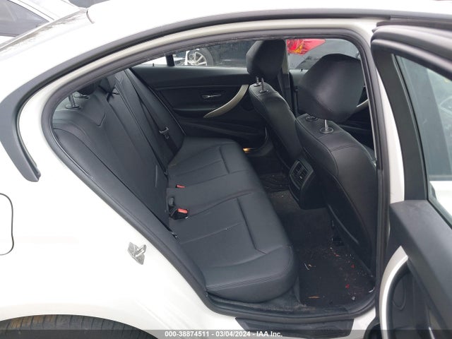 BMW 320i Xdrive 2016 WBA8A3C56GK551859 Image 8