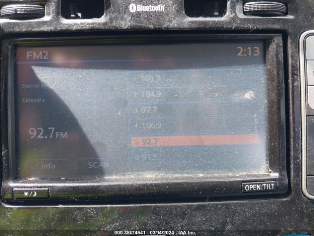 1N4AZ0CP6EC330384 Nissan LEAF SV