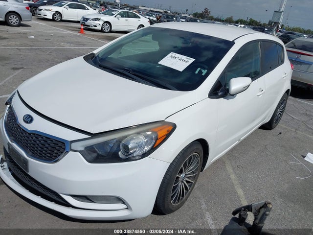 KIA FORTE LX 2016 KNAFK5A82G5597913 Image 2