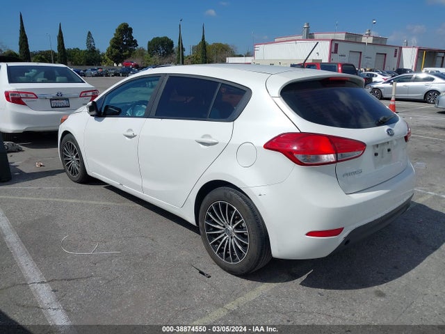 KIA FORTE LX 2016 KNAFK5A82G5597913 Image 3