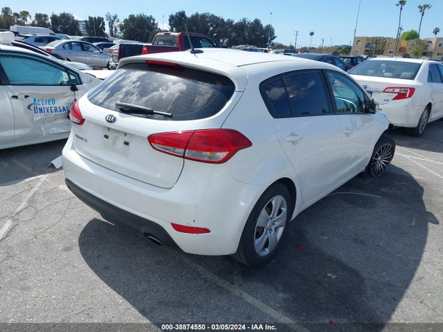 KIA FORTE LX 2016 KNAFK5A82G5597913 Image 4