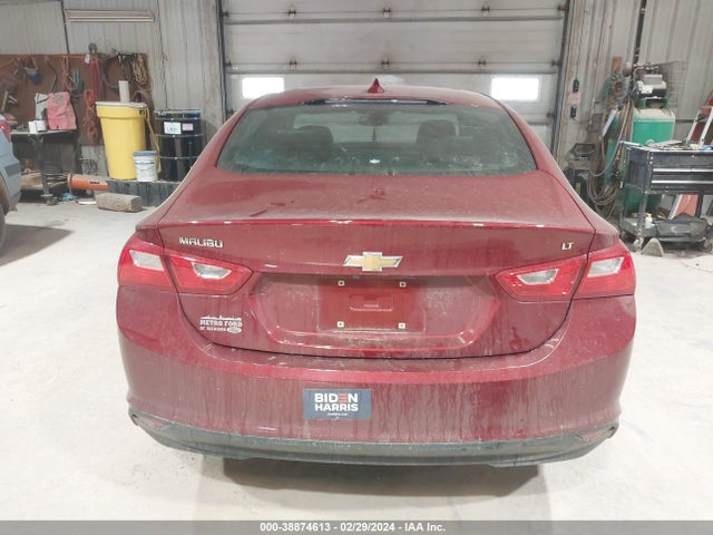 Chevrolet MALIBU LT 2018 1G1ZD5ST6JF131313 Image 17