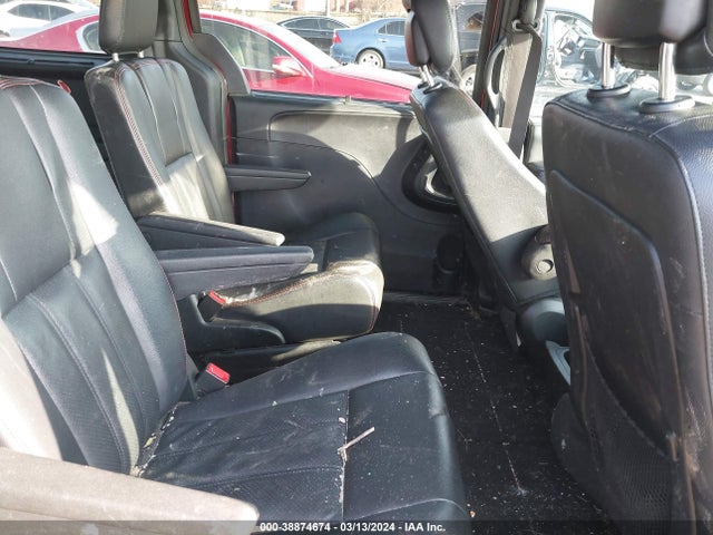 2C4RDGEG2HR707080 Dodge Grand Caravan Gt