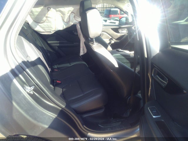 2020 JAGUAR F-PACE SADCJ2FX4LA623943 Photo 7