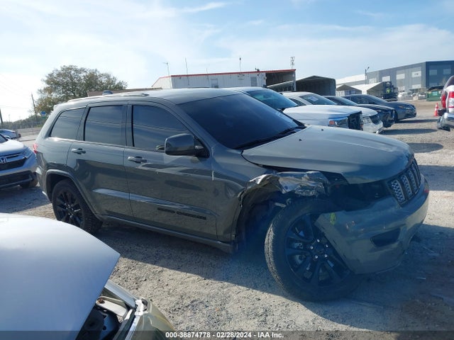 1C4RJFAG6MC827833 Jeep Grand Cherokee Laredo X 4x4