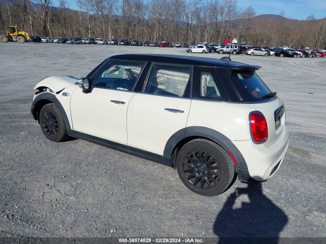 2015 MINI HARDTOP WMWXU3C56FT891721 Photo 2