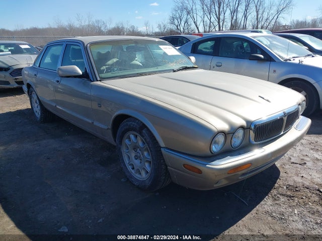 1998 JAGUAR XJ8 SAJHX1244WC826671 Photo 0