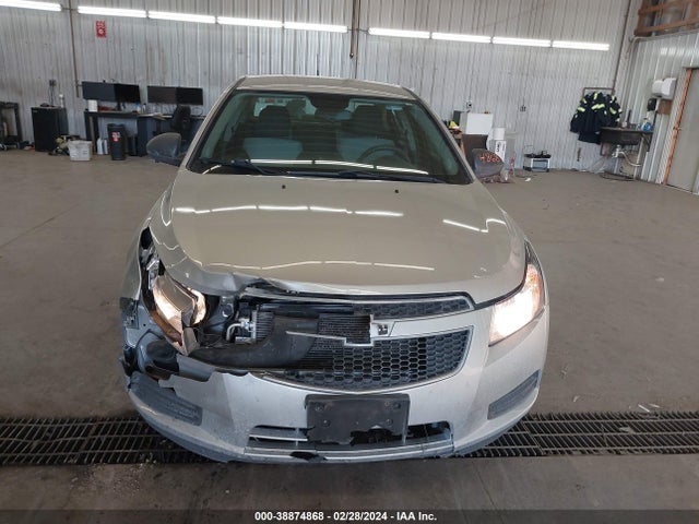 Chevrolet Cruze Ls Auto 2014 1G1PA5SH4E7486900 Image 6